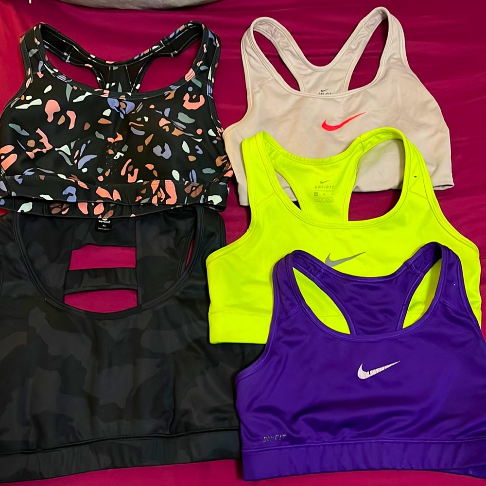Sports bra bundle